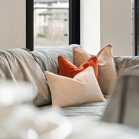 Stylish Penthouse Retreat With En-suites *